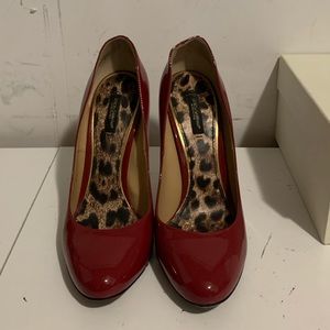 Dolce & Gabbana Round toe pumps